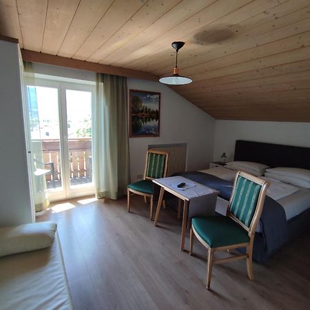 Garni Hattlerhof B&B Bruneck Exterior foto