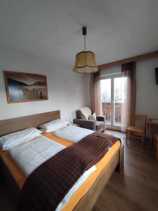 Garni Hattlerhof B&B Bruneck Exterior foto