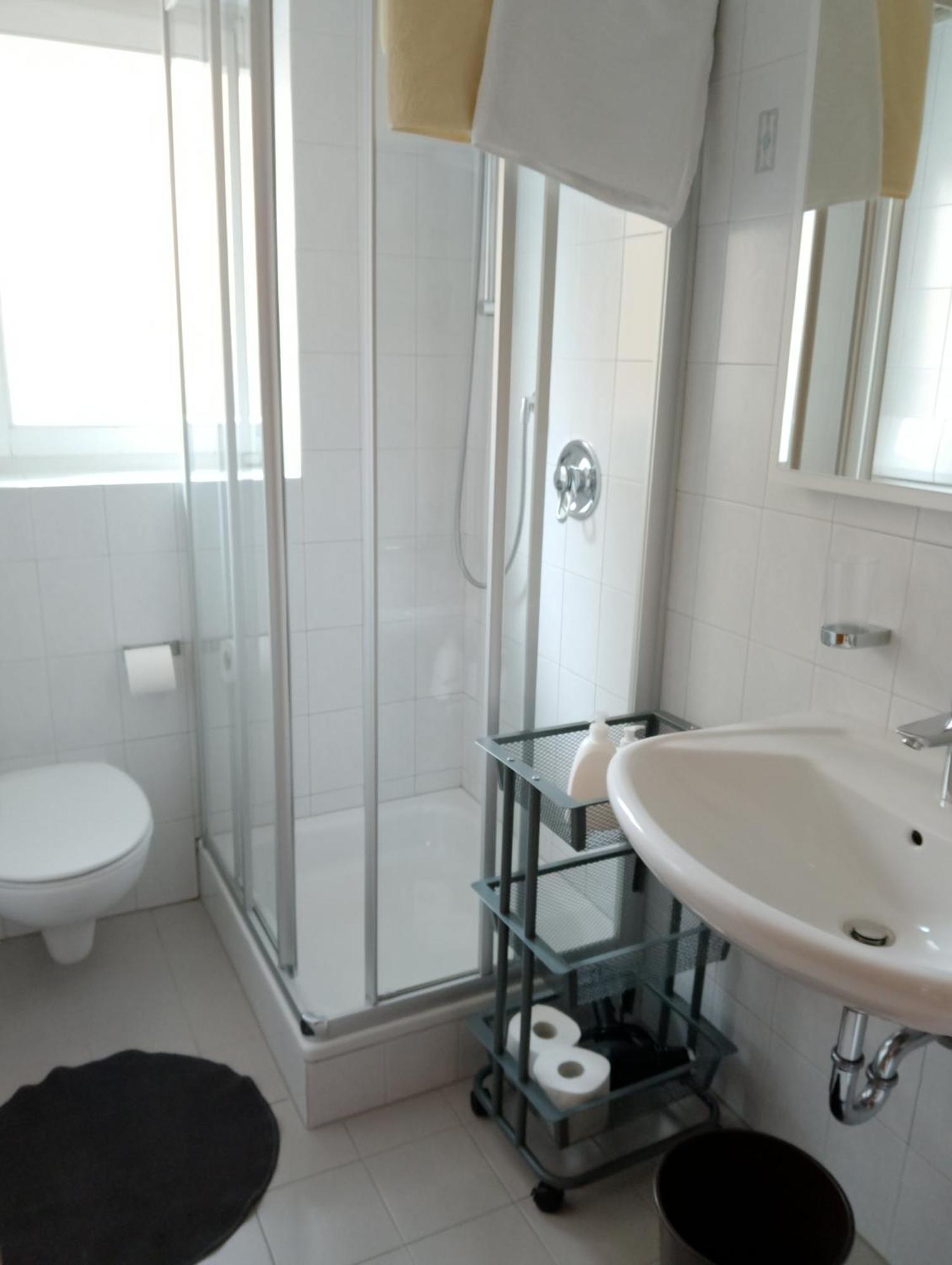 Garni Hattlerhof B&B Bruneck Exterior foto