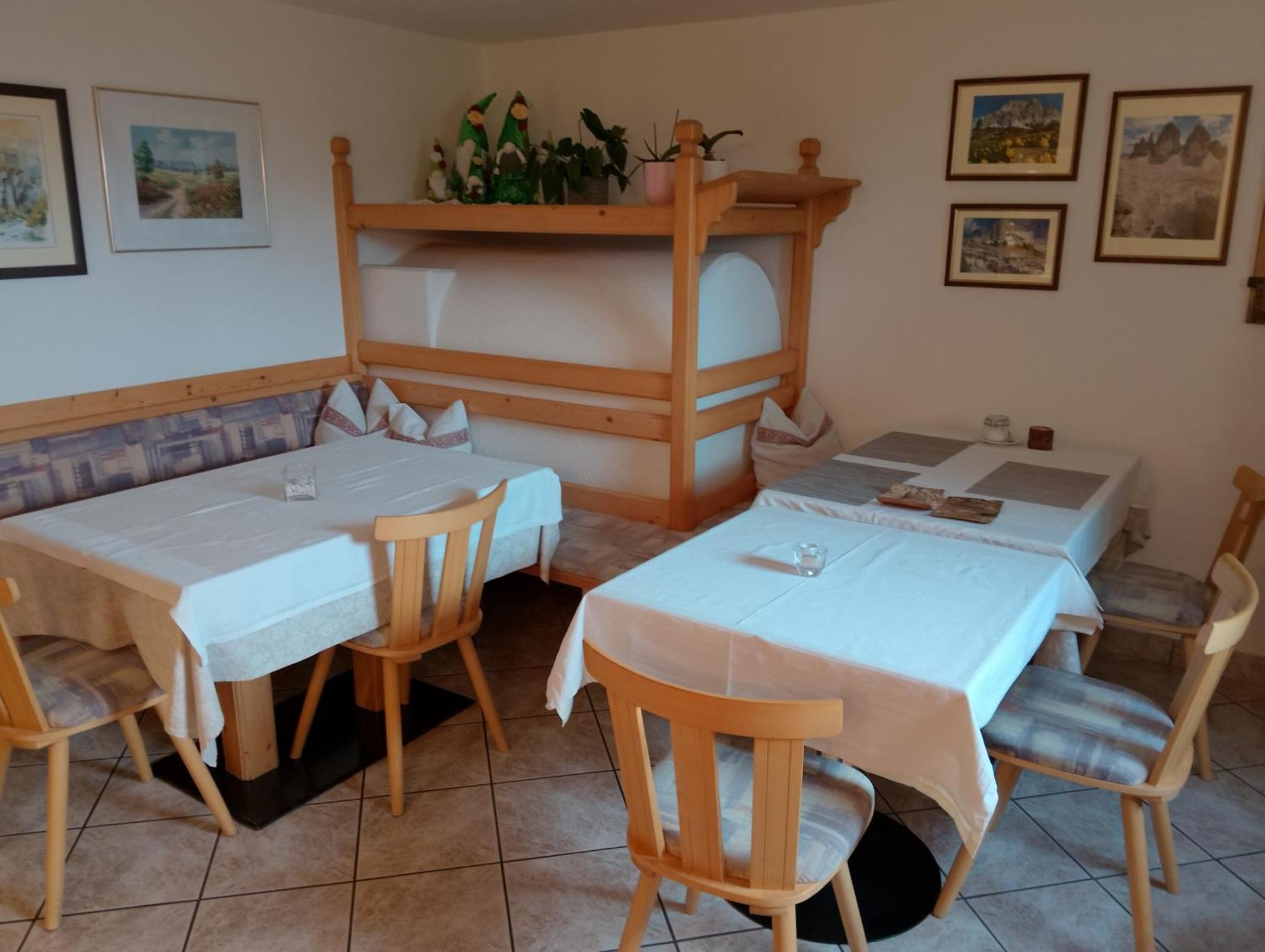 Garni Hattlerhof B&B Bruneck Exterior foto