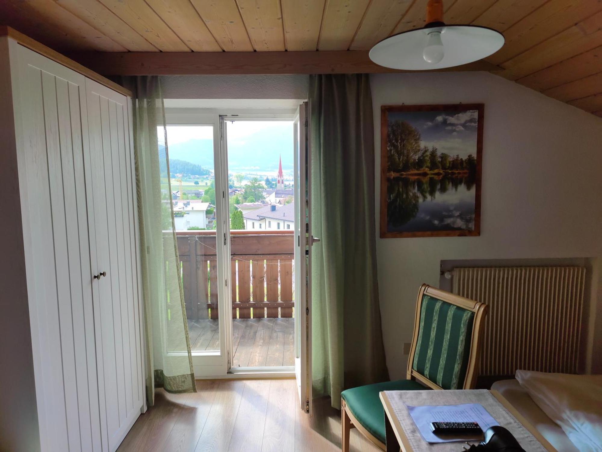 Garni Hattlerhof B&B Bruneck Exterior foto