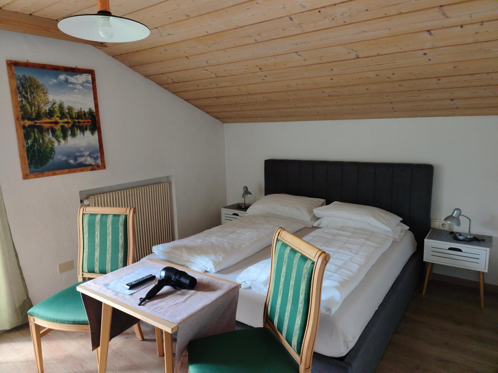 Garni Hattlerhof B&B Bruneck Exterior foto
