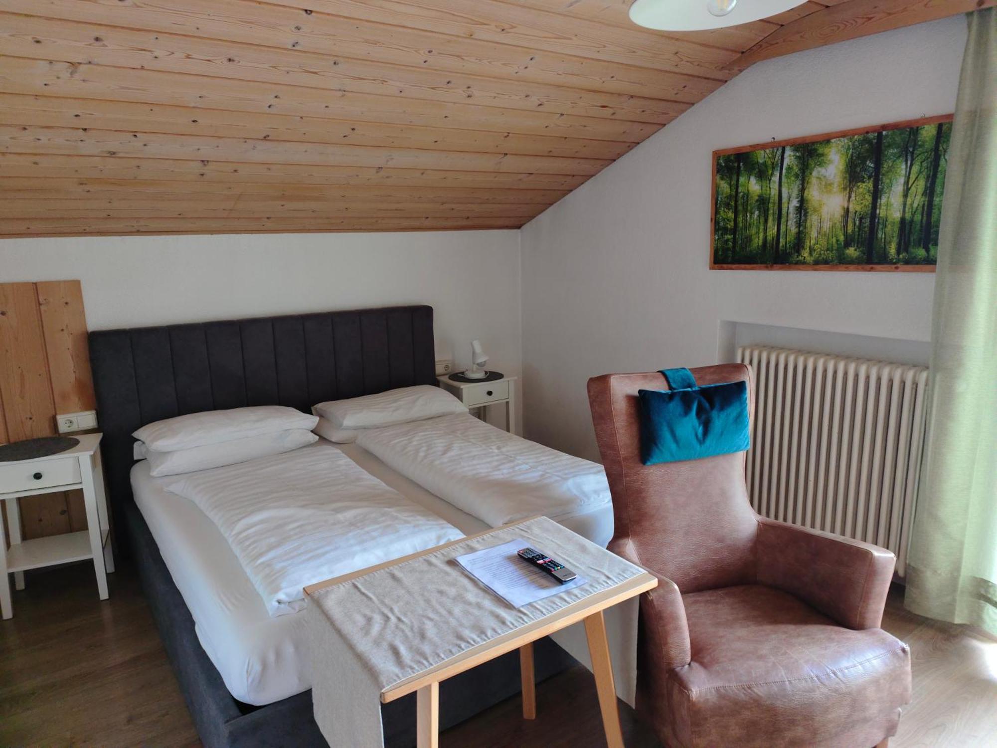 Garni Hattlerhof B&B Bruneck Exterior foto